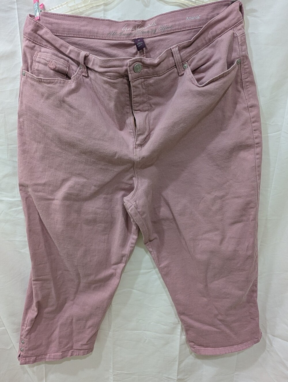 ​Gloria Vanderbilt "Amanda" All-Around Slimming Effect Crop Pants 16